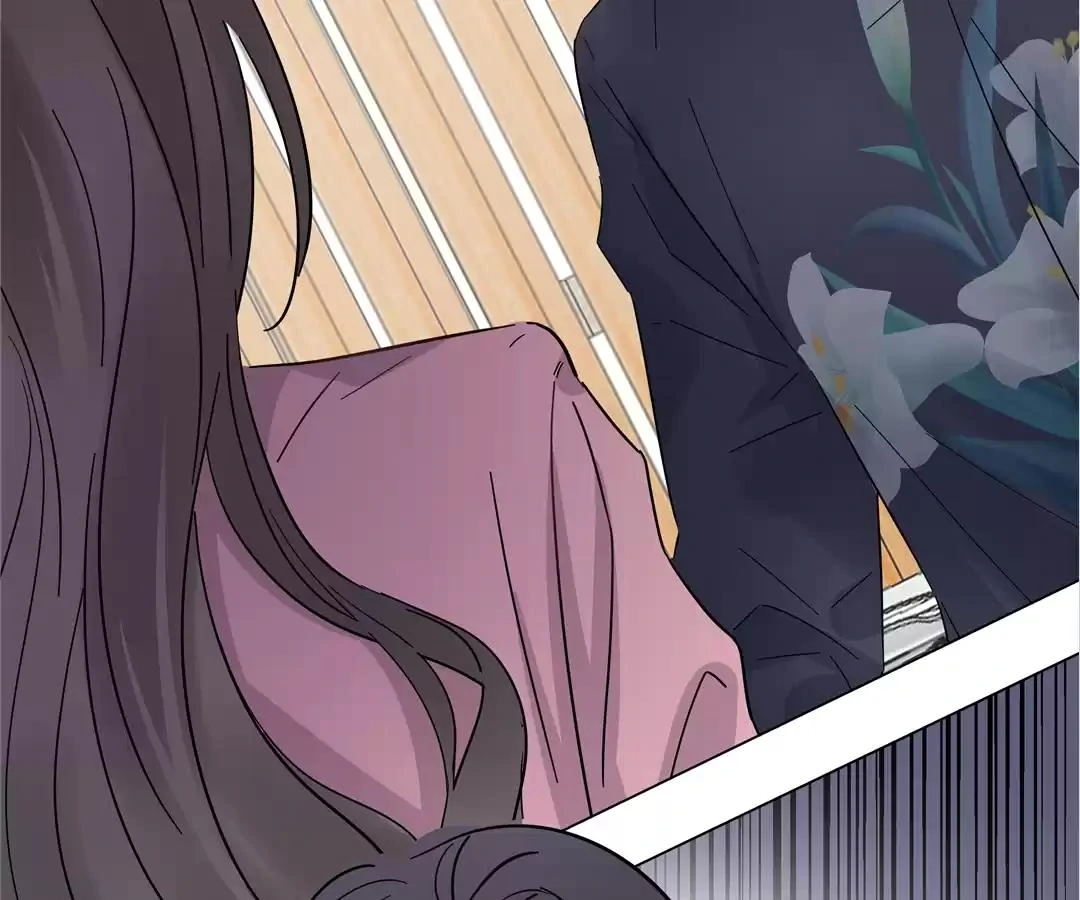 A Cross-Dresser’s Triple Proposal Chase (Official) - Chapter 42 manhwa